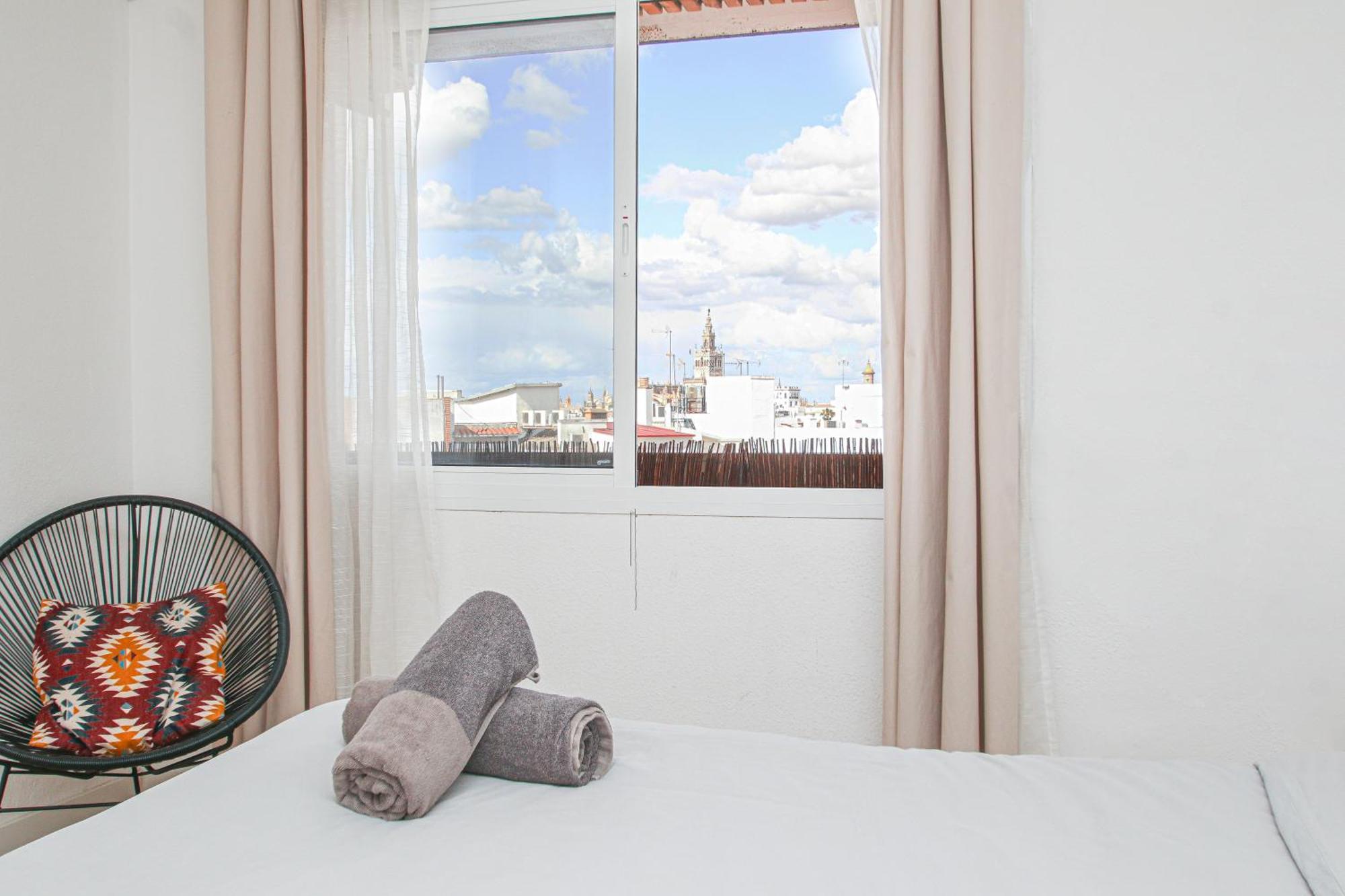 Апартаменти Stunning Apt W Views To Giralda - 15 Minutes Walk Севілья Екстер'єр фото